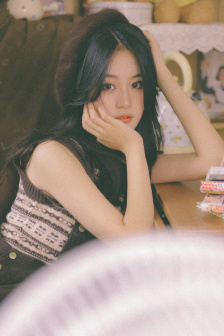 美女把尿口扒开灌牛奶